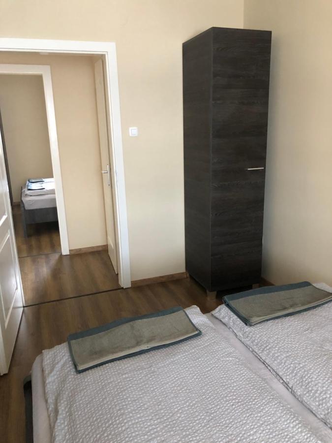 Alina Apartmanok Hajdúszoboszló Exterior foto