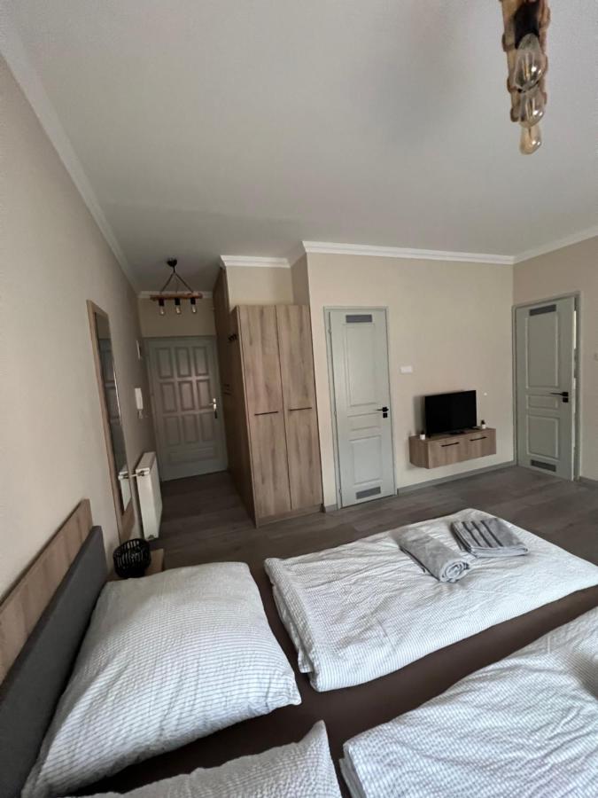 Alina Apartmanok Hajdúszoboszló Exterior foto